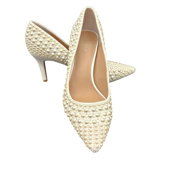Womans INC off white almond toe half pearl holiday festive party pumps 7M - Picture 3 of 9